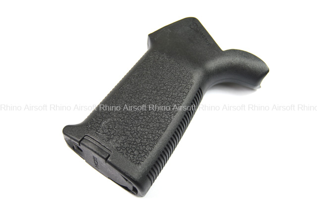 Magpul MOE Grip - BLK (Limited Supply Only!)